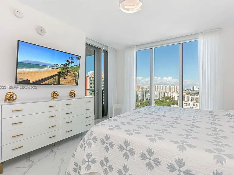 300 Sunny Isles Blvd #4-1607 — Photo 14