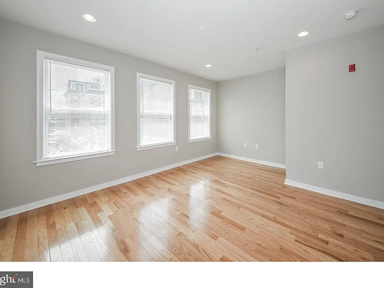 1735 Brandywine St #2 — Photo 13