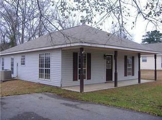 108 5th St, Wiggins, MS 39577