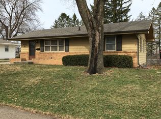 2709 Dosh Rd, Des Moines, IA 50310
