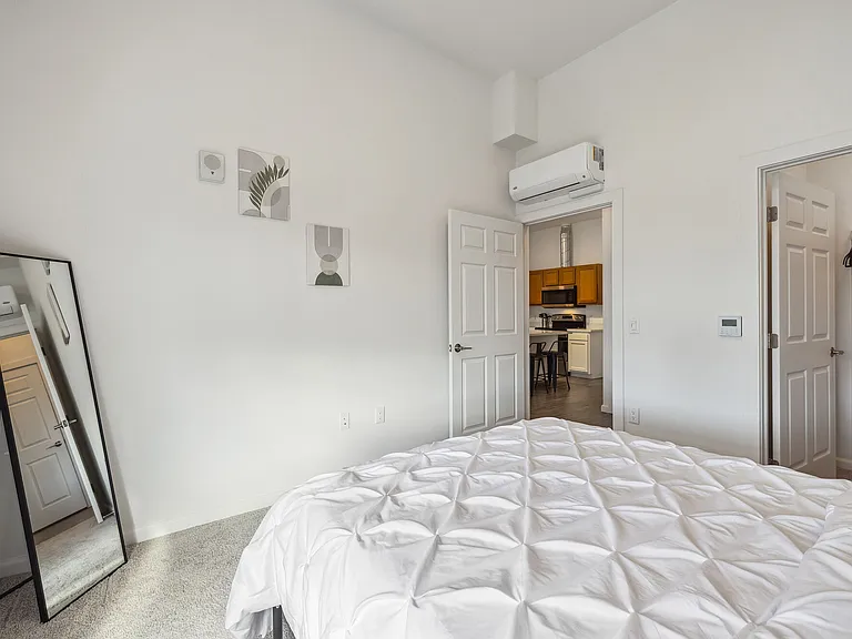 Pullman Lofts — Photo 39