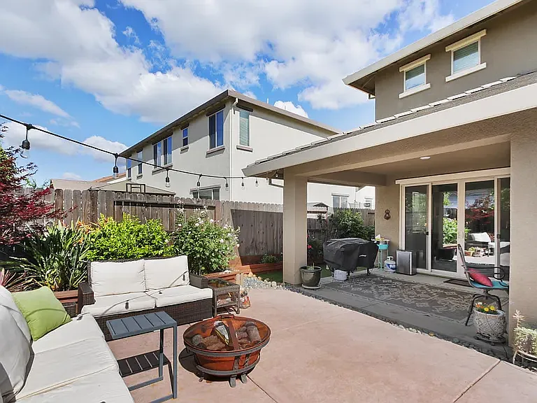 3652 Edington Dr — Photo 60