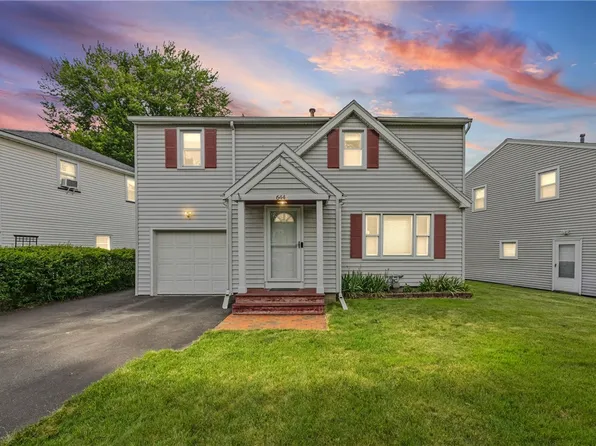 644 Tarrington Rd, Rochester, NY 14609