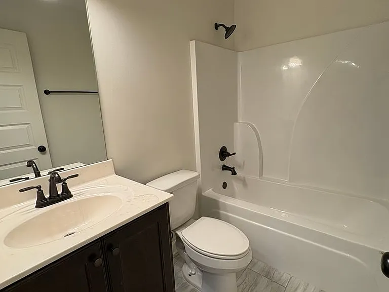 3006 Makenlee St — Photo 14