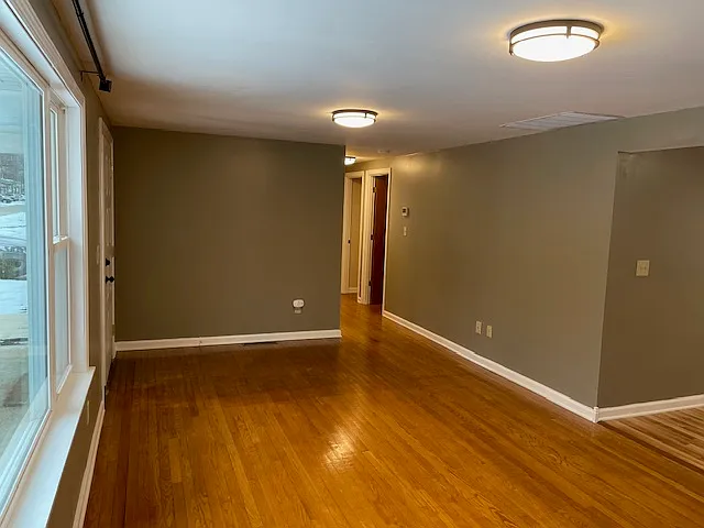 18 Eden Pl — Photo 4