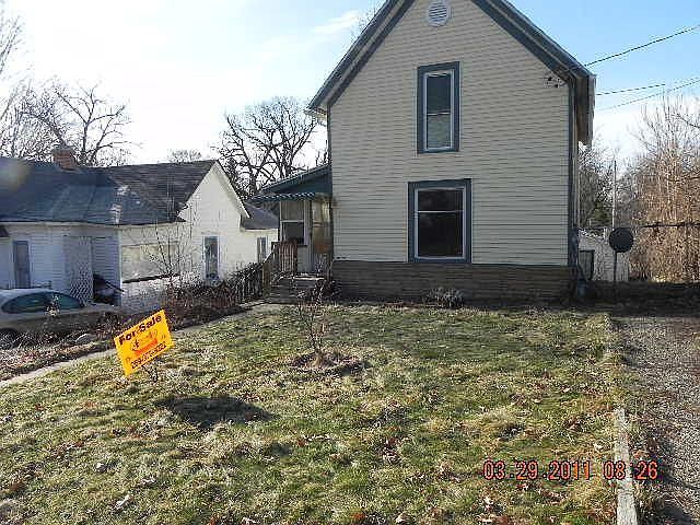 1st image of 211 Fountain St W