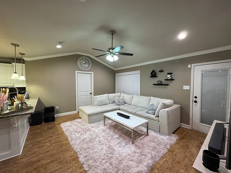 21 Kasidyann Ct — Photo 4