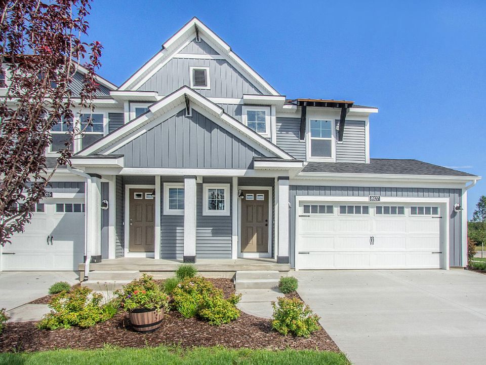 1st image of 8927 Barrington Ln #38