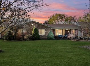 39039 Shoreline Dr, Harrison Township, MI 48045