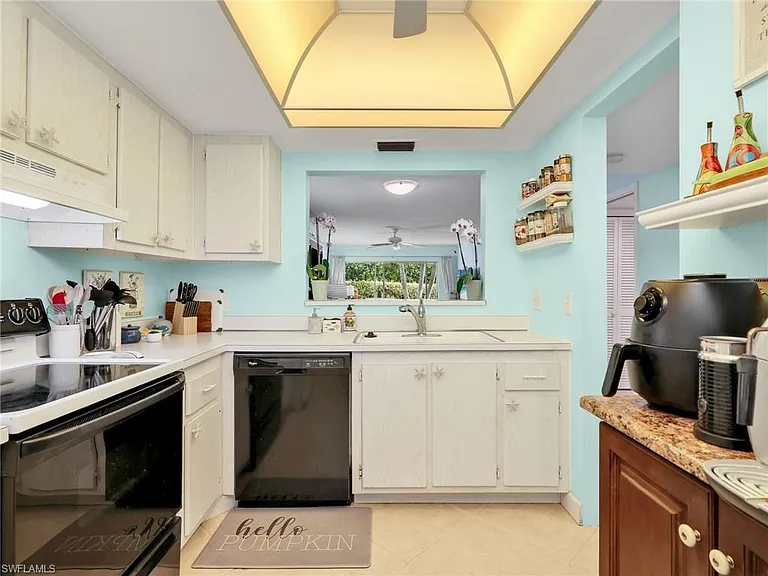 3150 Binnacle Dr #106 — Photo 16