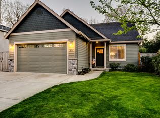 870 Bobolink Ave, Eugene, OR 97404