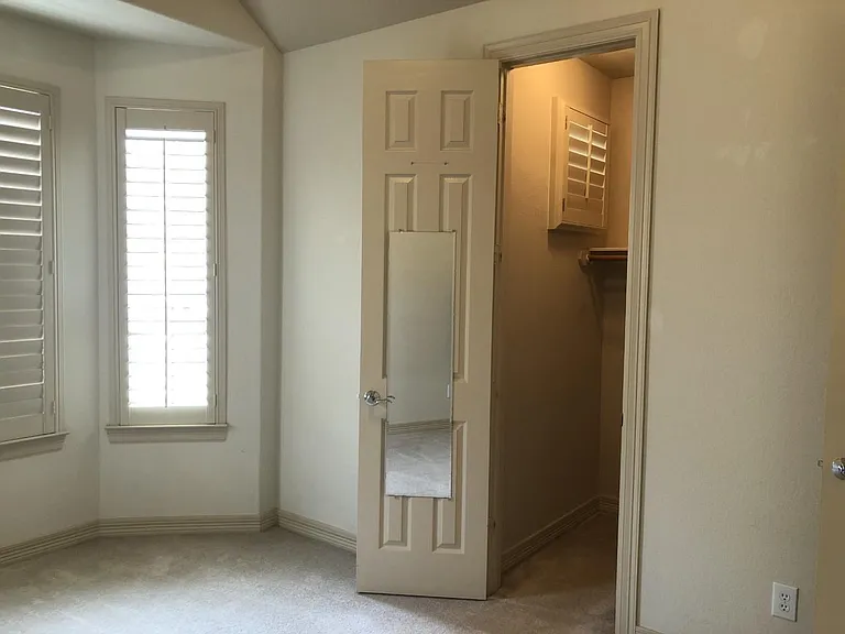8311 Cabrillo Landing Ct — Photo 18