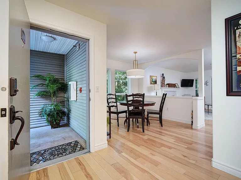 18501 SE Newport Way #J238 — Photo 16