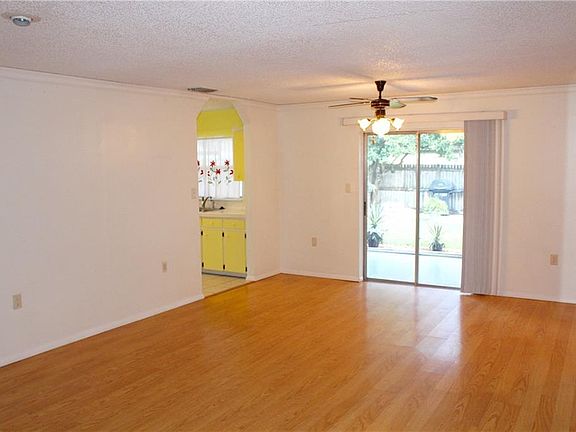 2nd image of 1326 Waterview Blvd W