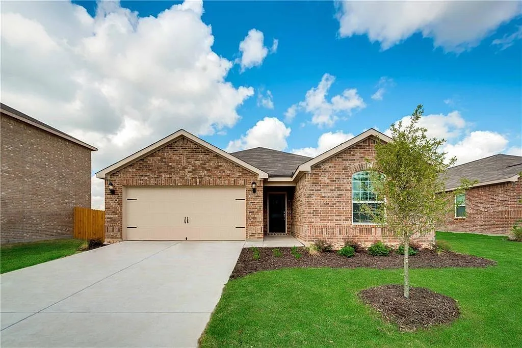 4 bed, 1658 sqft, $1,850 — Photo 1