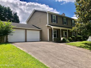206 Fox Hunters Ct, Powell, TN 37849