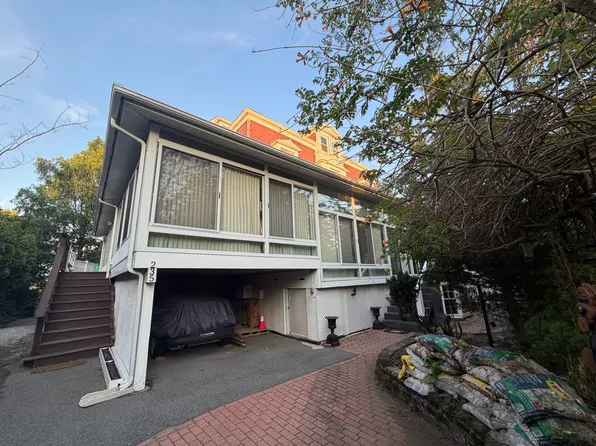 235 Savin Hill Ave #1REAR, Dorchester, MA 02125