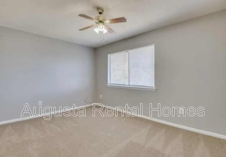 2449C Jennings Rd — Photo 11
