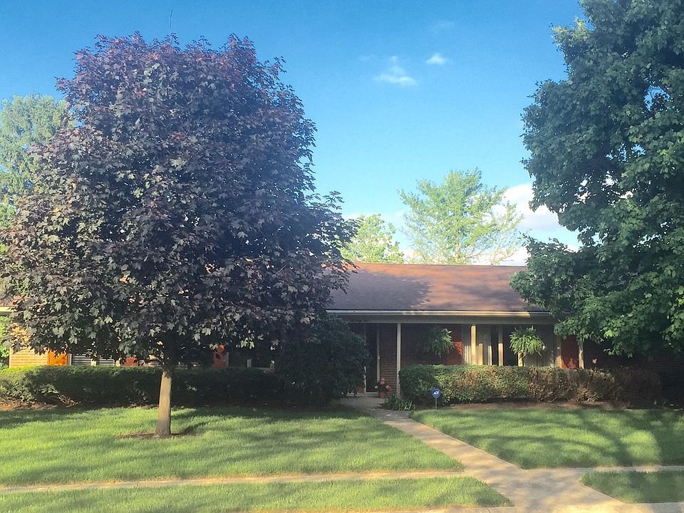 1st image of 72 Flax Dr