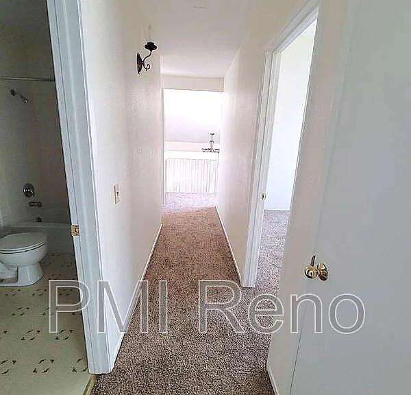 6403 Meadow Country Dr — Photo 10