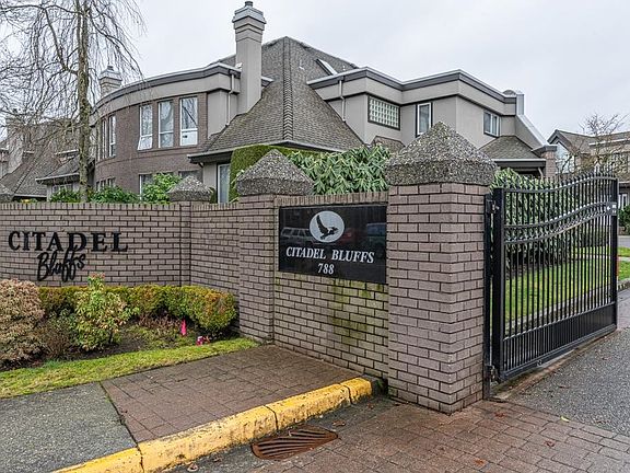 3rd image of 788 Citadel Dr #12