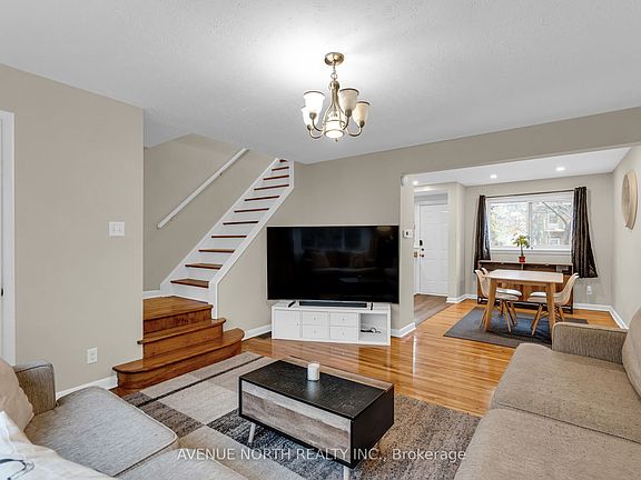3rd image of 1202 Summerville Ave