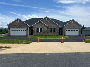 81 Meriwether Cir, Stuarts Draft, VA 24477