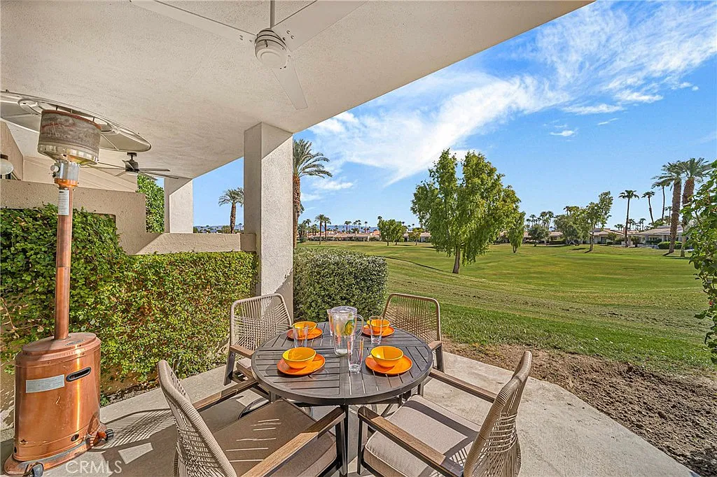 2 bed, 1330 sqft, $3,999 — Photo 3