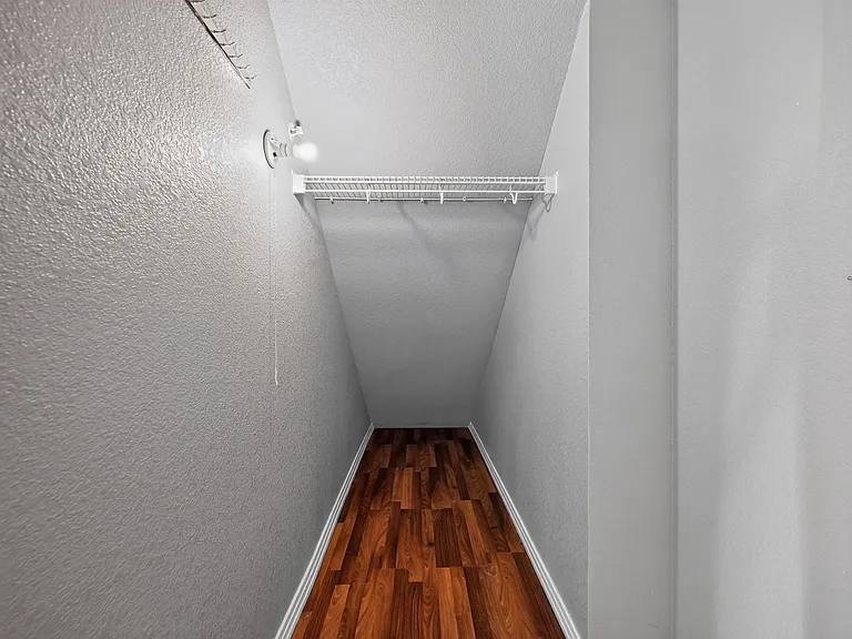 9441 Ashbury Cir #102 — Photo 18