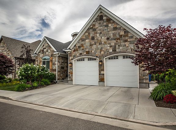 3rd image of 4466 S Enclave Vista Ln