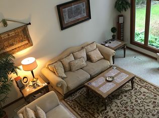 7247 Green Ridge Dr, Eden Prairie, MN 55346