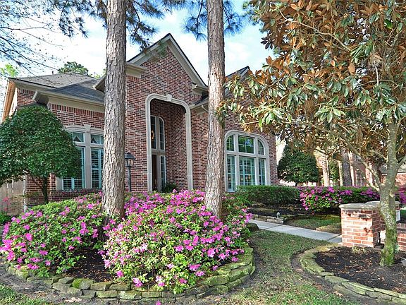 3rd image of 6315 Hidden Lakes Dr