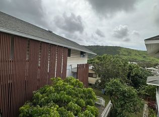 2675 Hillside Ave #1, Honolulu, HI 96822