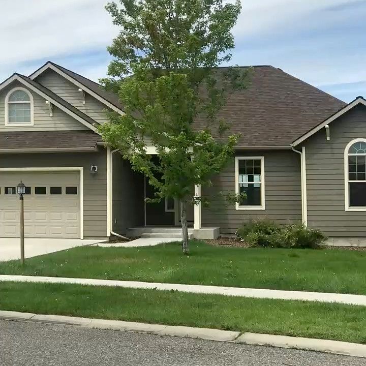1st image of 13 Cedar Wood Cir