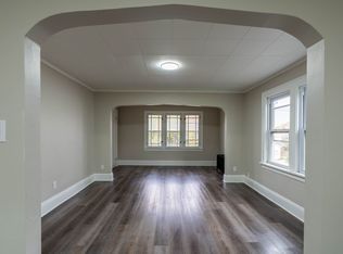 833 Brown St, Akron, OH 44311