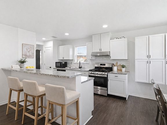 3rd image of 626 Shadyway Dr