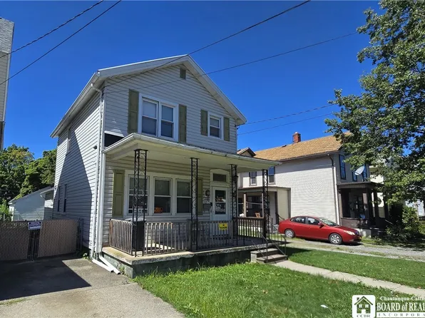 517 Deer St, Dunkirk, NY 14048