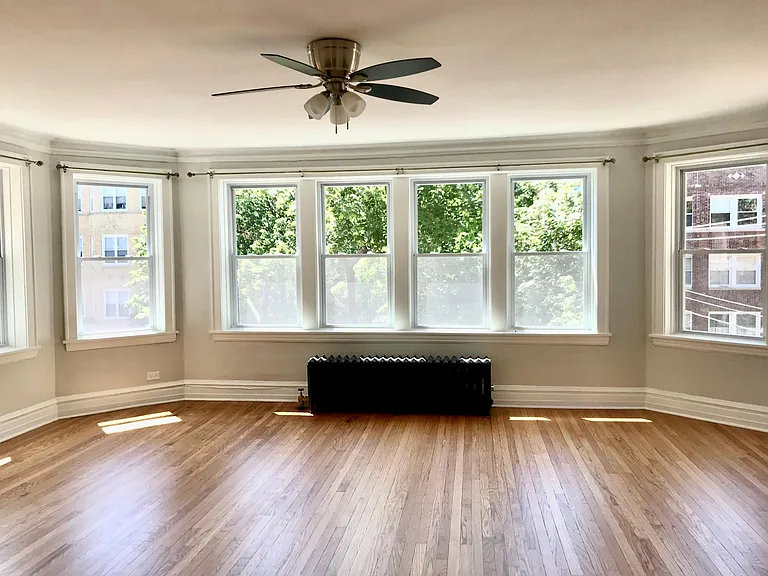 7361 N Hoyne Ave #2 — Photo 4