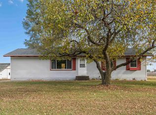 602 N 3rd St, Quasqueton, IA 52326