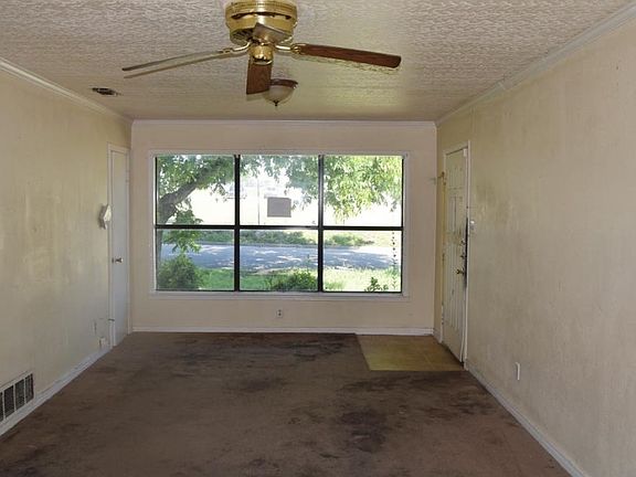 2nd image of 1306 Fairview Dr
