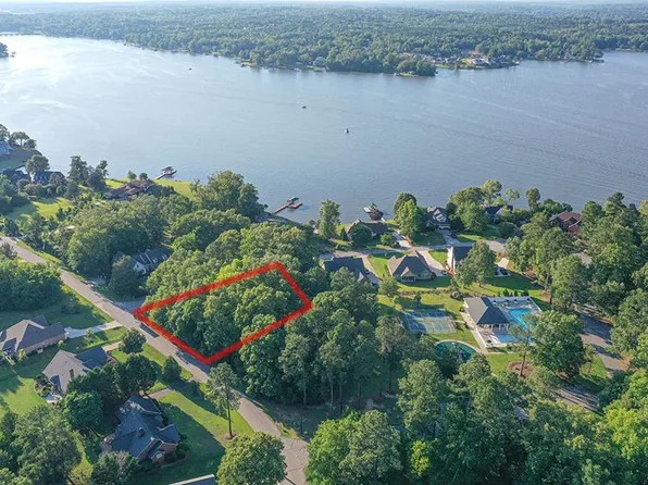 104 Outrigger, Greenwood, SC 29649