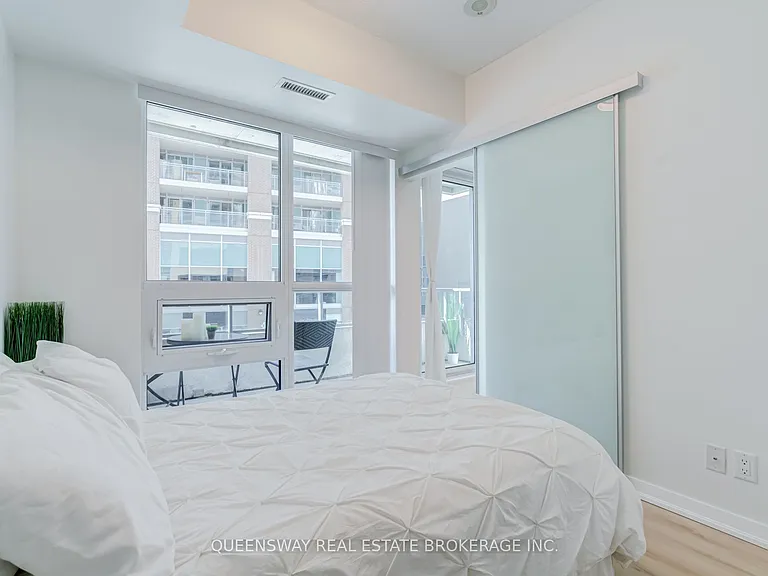 69 Lynn Williams St #211 — Photo 8