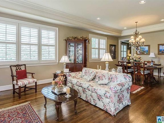 4th image of 720 Boulder Lake Ln