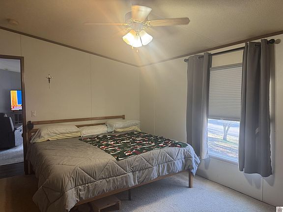 2nd image of 254 Ravenwood Cir