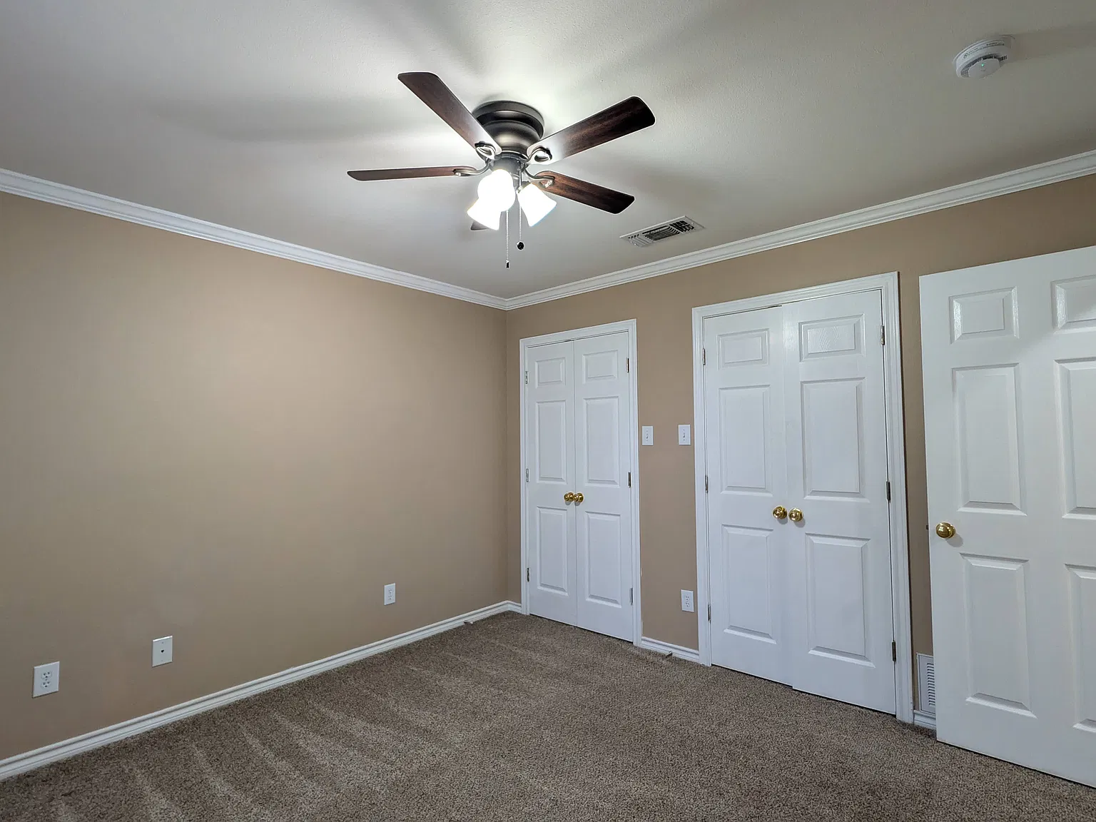 3 bed, 1652 sqft, $1,900 — Photo 4