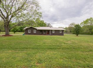 549 Fieldwood Dr, Adairsville, GA 30103