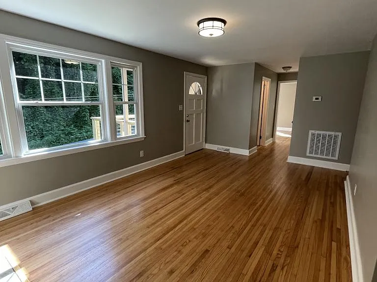 1031 Hudlin Gap Rd — Photo 4