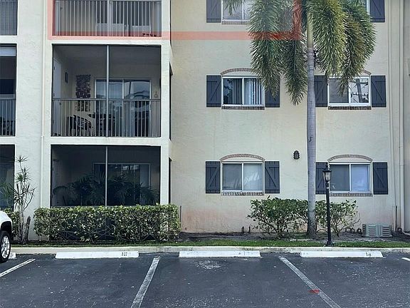 2nd image of 259 S Cypress Rd APT 536