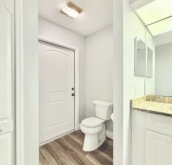 22148 Lockport Ave — Photo 55
