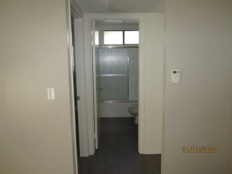 Westbay Apartments — Photo 44